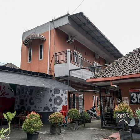 Djaboerigin Mongonsidi Guest House Redpartner Medan Exterior photo
