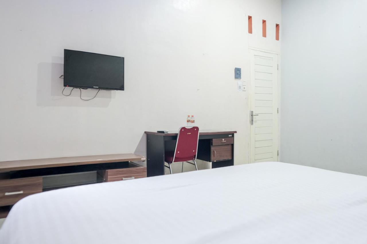 Djaboerigin Mongonsidi Guest House Redpartner Medan Exterior photo